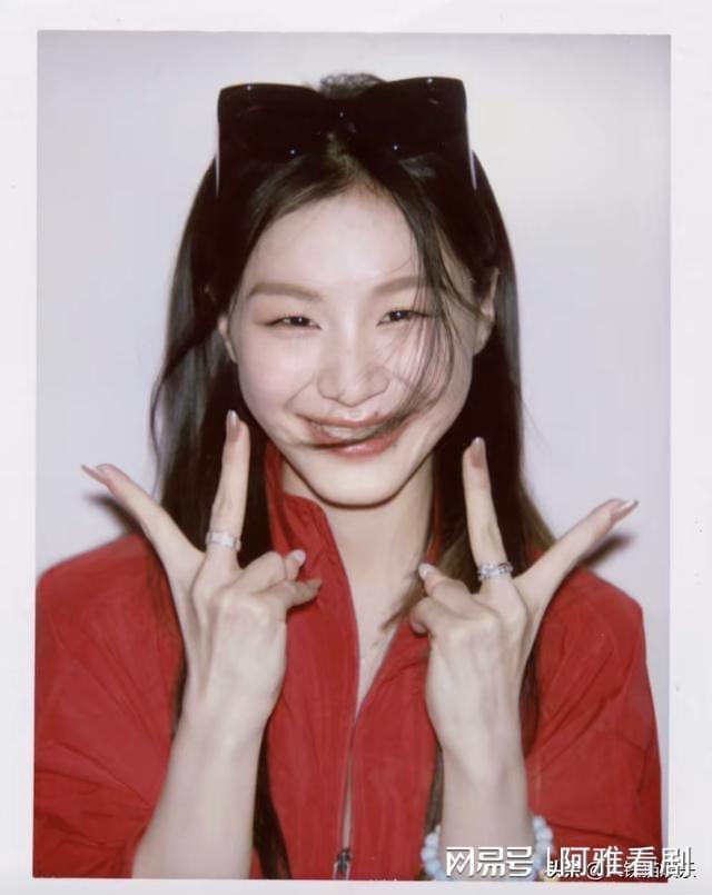 惊艳果然能进娱乐圈的脸没一张是简单的开元棋牌app北京这一晚被33岁金靖(图3)